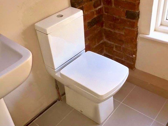 bathroom-installers-15-kireth-ai